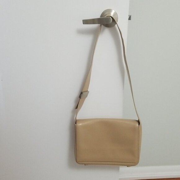 Auth Prada Vitello Smalto Cammello - Picture 15 of 15